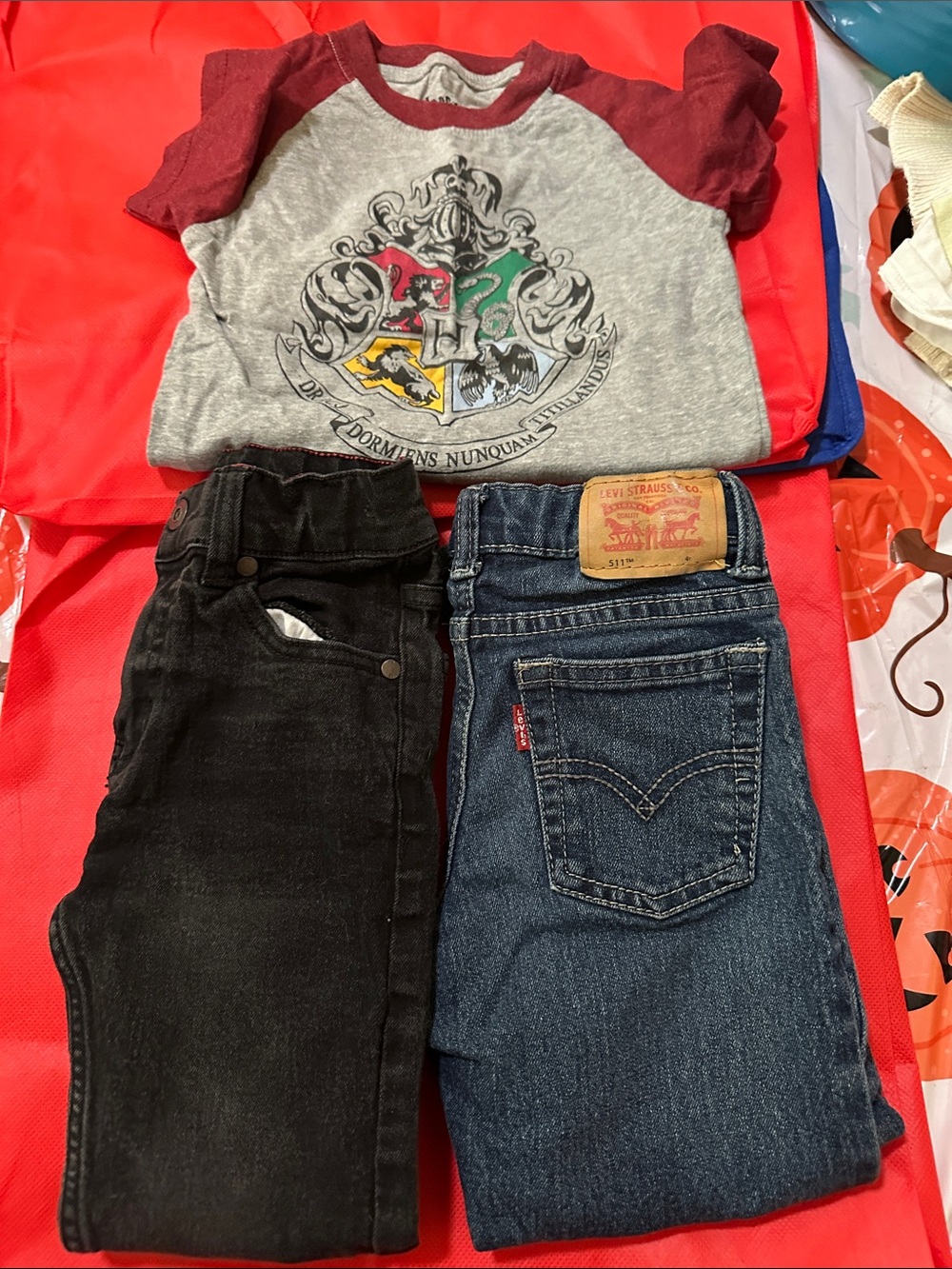 Levi's Kids Maroon-Gray Raglan Tee with Black and Blue Jeans Set